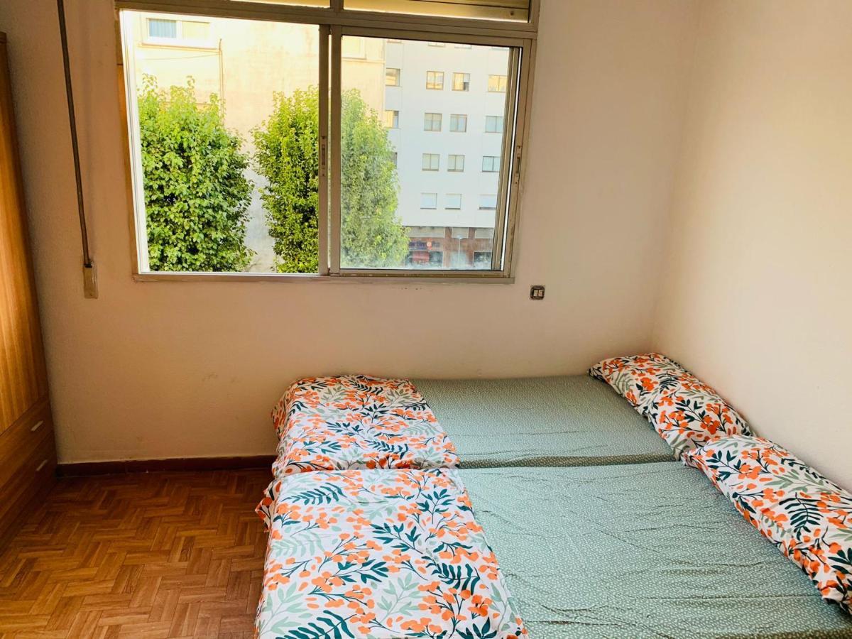 דירות Apartamento En סנטיאגו דה קומפוסטלה מראה חיצוני תמונה